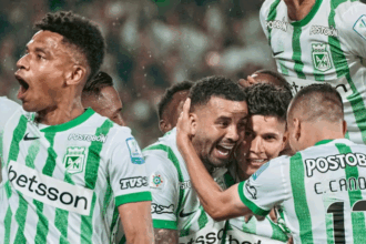 Nacional-celebrando-gol-ante-Millonarios