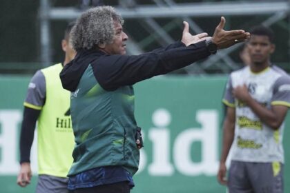 Alberto Gamero seguirá en Deportivo Cali pase lo que pase