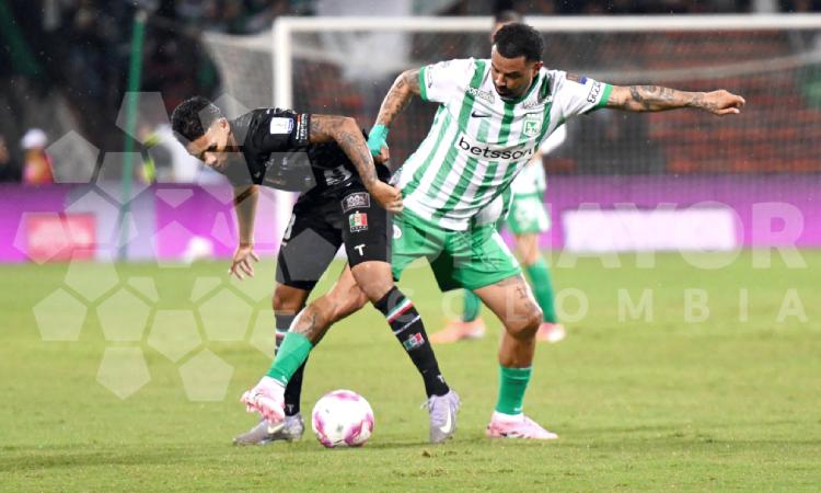 DT de Atlético Nacional justificó la expulsión de Edwin Cardona