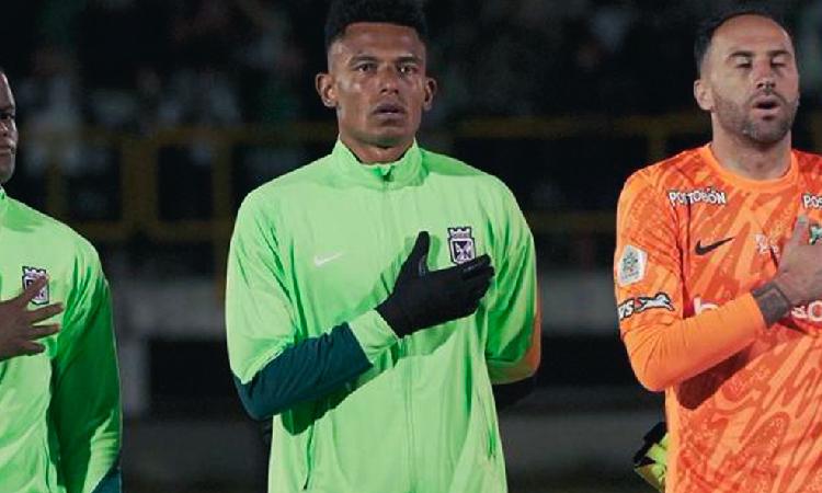 David Ospina respaldó la postura de no hablar con la prensa