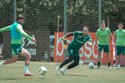 Ospina y Román estarán ausentes en Atlético Nacional