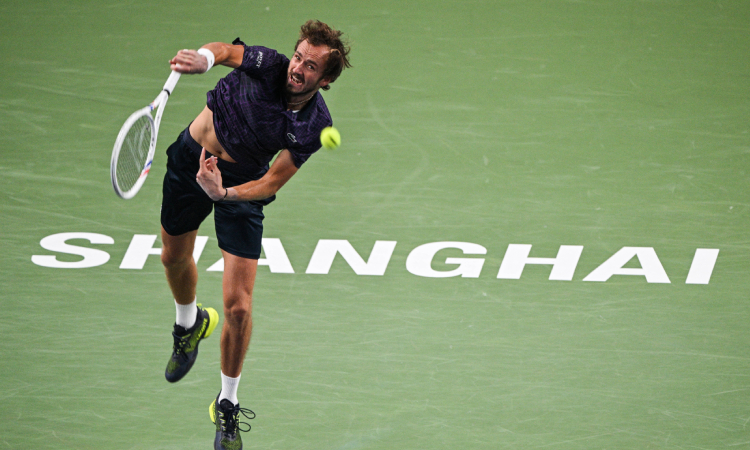 Shanghái 2025: Medvedev se cita en semifinales con Rinderknech