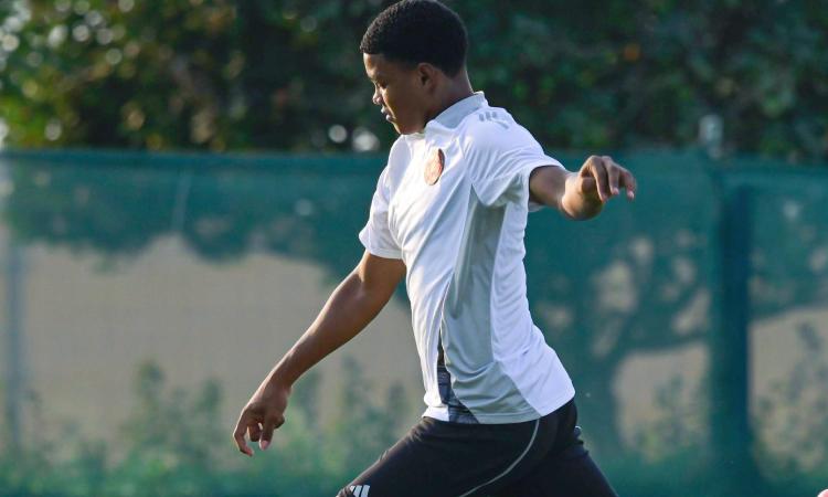 Colombia empató con El Salvador y complicó su clasificación