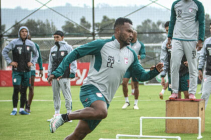 Elvis Perlaza Santa Fe