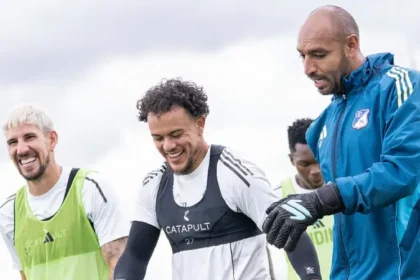 santiago-giordana-leonardo-castro-y-diego-novoa-de-millonarios