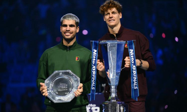 Jannik Sinner pone fin a 2025 conquistando el Torneo de Maestros