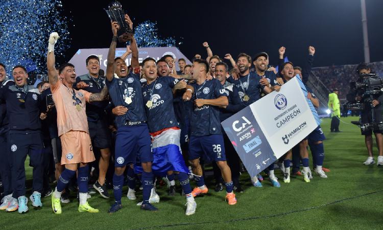 Sebastián Villa ganó Copa Argentina con Independiente Rivadavia