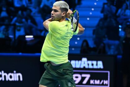 Alcaraz sobrevive ante Fritz en el Torneos de Maestros 2025