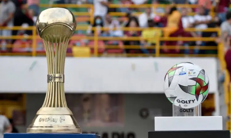 trofeo-y-ybalon-de-la-liga-betplay