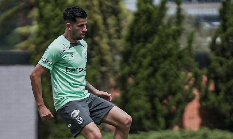 Atlético Nacional podría evaluar un refuerzo desde Perú para 2026