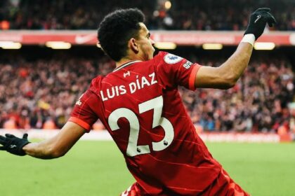 Leyenda del Liverpool afirmó que la crisis no es por Luis Díaz