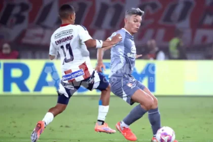 daniel-torres-de-santa-fe-y-jose-enamorado-del-junior