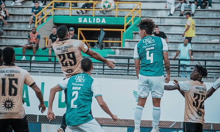 Águilas Doradas golpeó al Deportivo Cali en final infartante