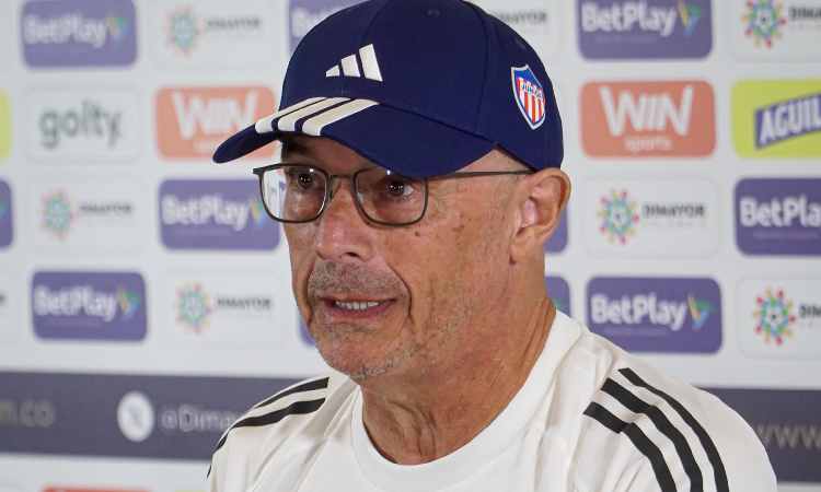 Alfredo Arias le envió en mensaje a todo el FPC