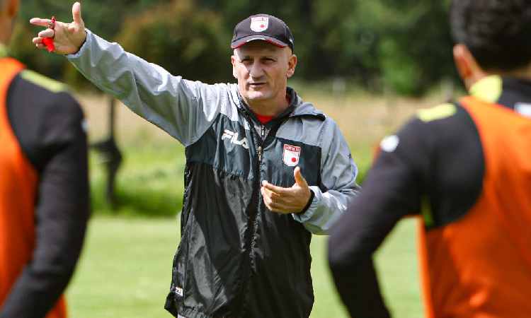 Santa Fe: Repetto habló del fichaje de Edwin "Shirra" Mosquera