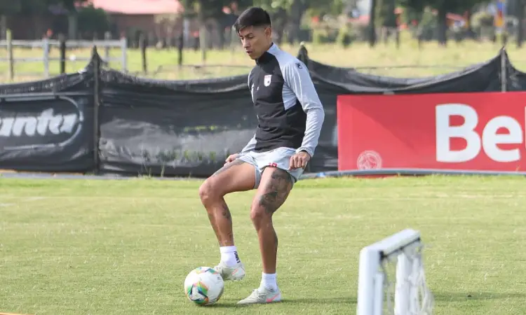 emmanuel-olivera-jugador-de-santa-fe