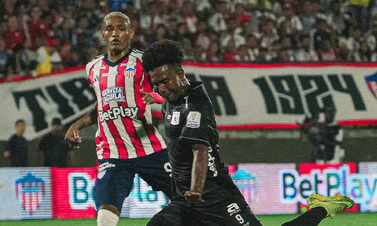 Junior de Barranquilla venció a América de Cali en la última jugada