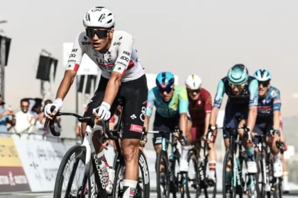 isaac-del-toro-etapa-1-uae-tour