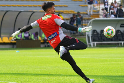 Junior derrotó a Internacional de Bogotá Silveira