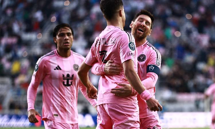 Lionel Messi anotó el gol número 900 de su carrera