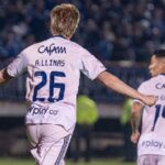 Millonarios explotó por el arbitraje tras caída con Boyacá Chicó