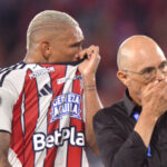 Alfredo Arias habló sobre la expulsión de Jermein Peña