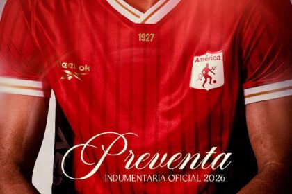 América de Cali lanzó su camiseta 2026 con sorpresa inesperada