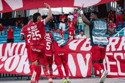 América de Cali sorprende con regresos y tres bajas ante Cúcuta