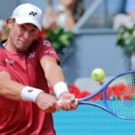 El campeón Casper Ruud se estrena con victoria en Madrid 2026