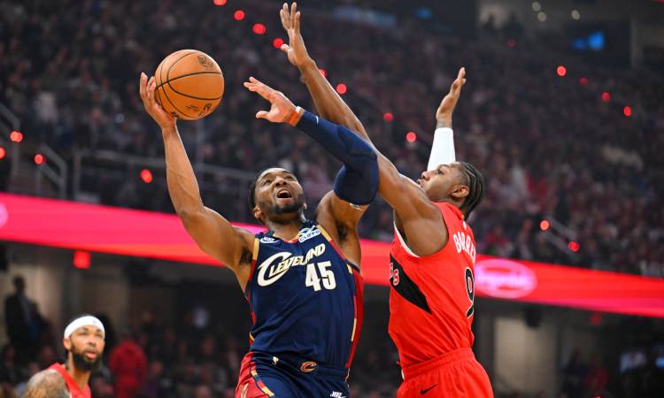 Los Cavs vuelven a ganarle a Toronto en los playoffs