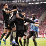 Con Luis Díaz de titular, Bayern Múnich le remonta a Friburgo