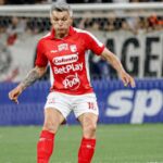 Daniel Torres alarma por fragilidad defensiva de Santa Fe