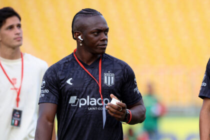 Edwuin Cetré habló sobre su regreso al Atanasio Girardot