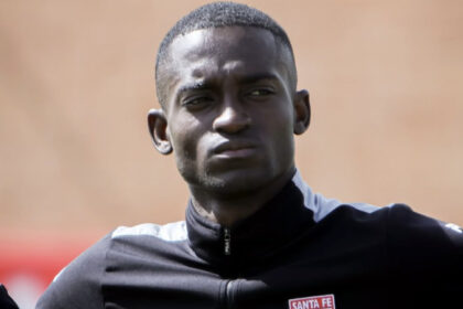 Ewil Murillo se recuperó y podrá jugar nuevamente con Santa Fe