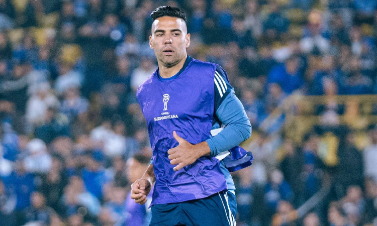 Falcao tendría que ser operado tras su fractura en el rostro