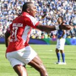 Hincha de Millonarios le arrojó una piedra a Hugo Rodallega