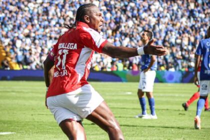 Hincha de Millonarios le arrojó una piedra a Hugo Rodallega