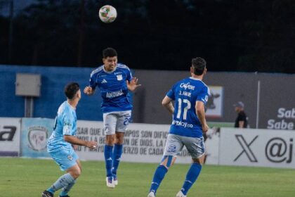 Jaguares de Córdoba venció a Millonarios y lo complicó en la tabla