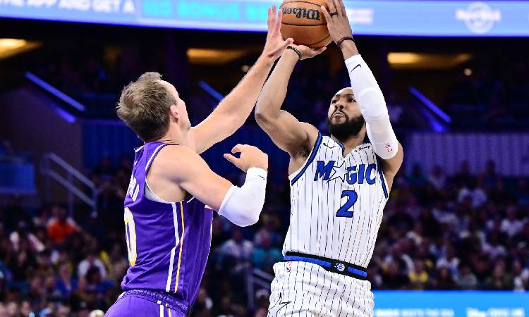 Magic derrota a los Pistons y sueña con playoffs de NBA 2026