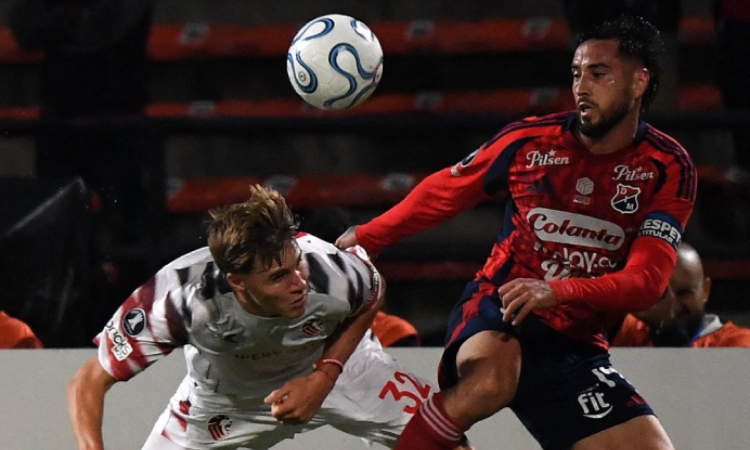 Medellín rescata un empate ante Estudiantes de La Plata