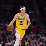 Reaves podría volver a los Lakers para el tercer juego contra los Rockets