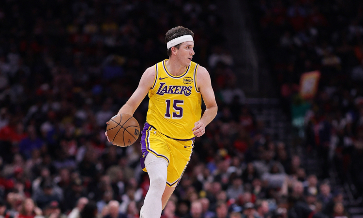 Reaves podría volver a los Lakers para el tercer juego contra los Rockets