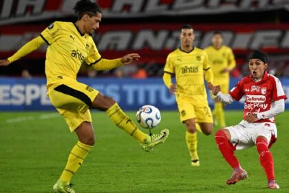 Santa Fe no pudo con Peñarol e igualó en el debut de Libertadores