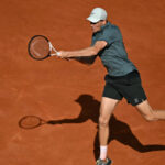 Sinner remonta ante Bonzi en su arranque en Madrid