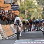 Tadej Pogacar gana en solitario su tercer Tour de Flandes 2026