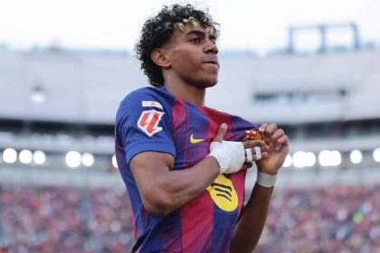 "En estos momentos salen los jugadores de verdad", dijo Yamal