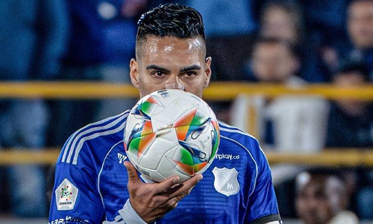 “No sé cuál es el miedo”, dijo Falcao sobre el penal no sancionado