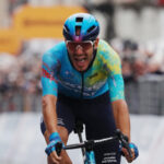 Ballerini se impone sobre adoquines mojados de Nápoles en la 6ª etapa del Giro