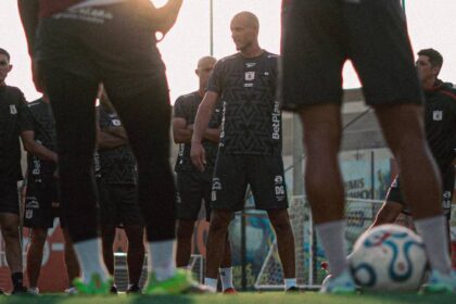David González tiene contrato con América de Cali hasta diciembre