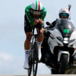 Ganna se impone en el crono de la 10ª etapa del Giro, Vingegaard 13º
